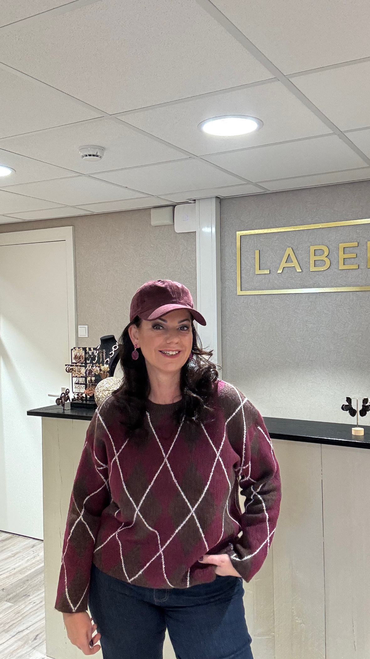 Trui Cozy Ruit Burgundy Label-L-Truien en Vesten Label-L